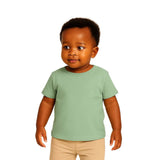 garçon en t-shirt vert Dakar