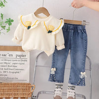 Haut volanté beige à fleurs brodées pour fille – disponible à Dakar