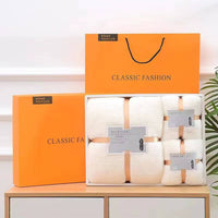 Coffret cadeau serviettes de bain en coton velours corail – couleur blanc