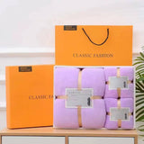Coffret cadeau serviettes de bain en coton velours corail – couleur mauve